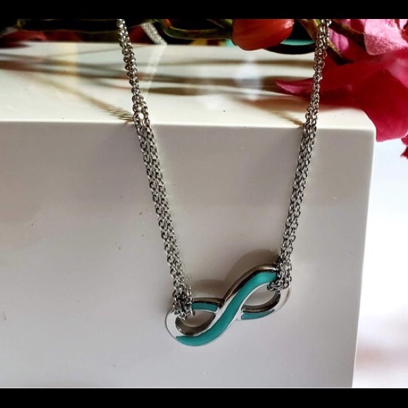 Jewelry - Infinity Necklace with Chain